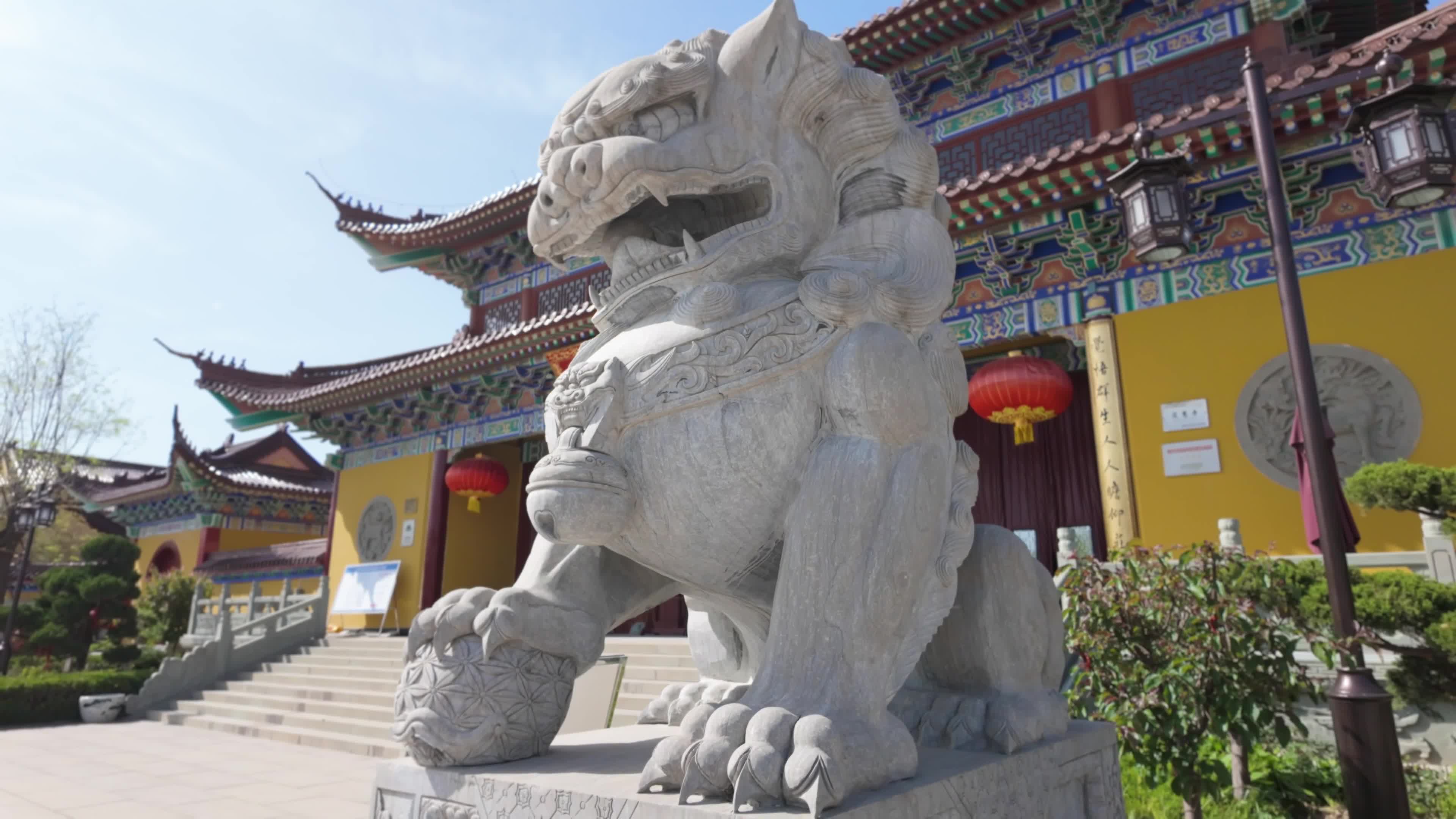 Chinese traditional stone lion